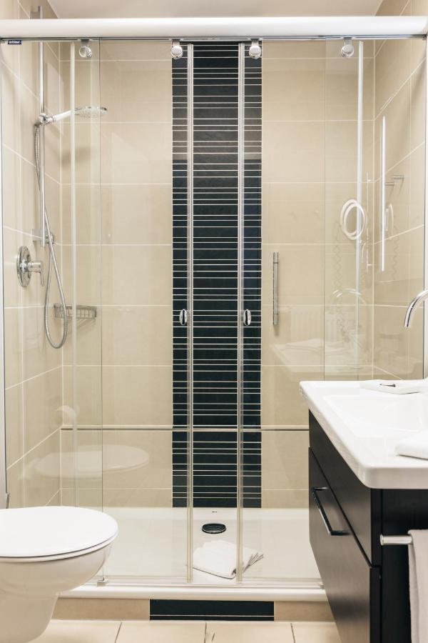 Consulat Des Weins Hotell Sankt Martin Exteriör bild